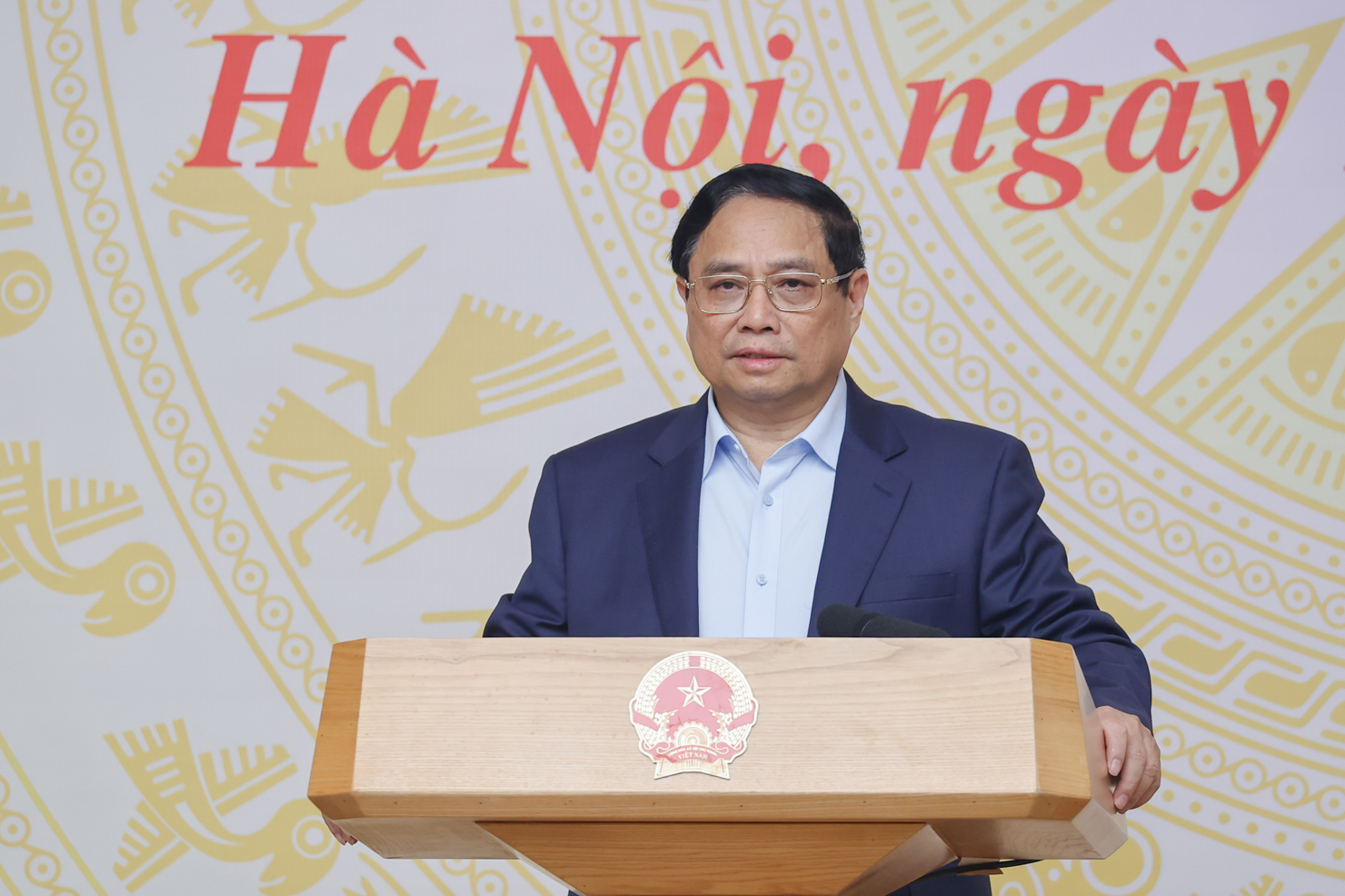 Thủ tướng Chính phủ Phạm Minh Chính: “Chỉ bàn làm, không bàn lùi” trong chuyển đổi số, phát triển thương mại điện tử