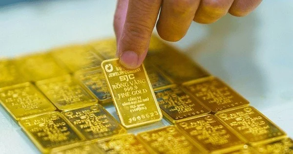 Giá vàng đã hơn 122 triệu đồng/lượng