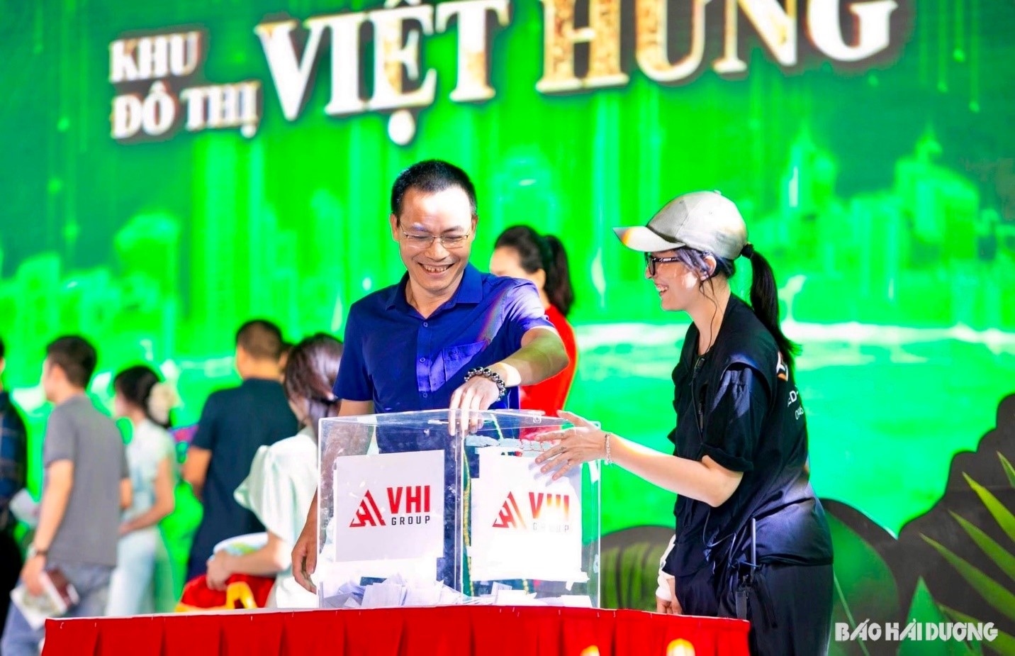 Bùng nổ sự kiện Tuần lễ Văn hoá Khu đô thị Việt Hưng tại Hải Dương