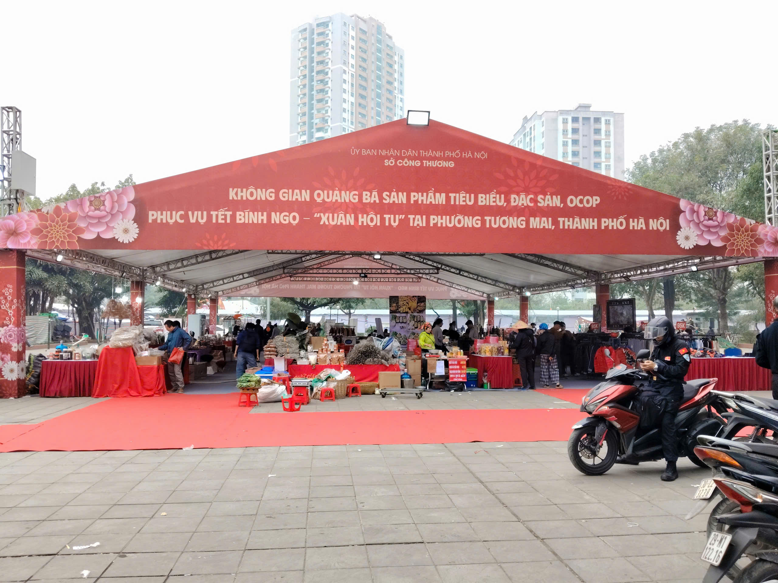 Hà Nội mở gần 200 gian hàng OCOP phục vụ người dân dịp Tết 2026