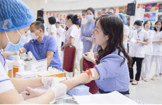 Bộ Y tế hướng dẫn khám sức khỏe miễn phí, lập hồ sơ sức khỏe điện tử toàn dân